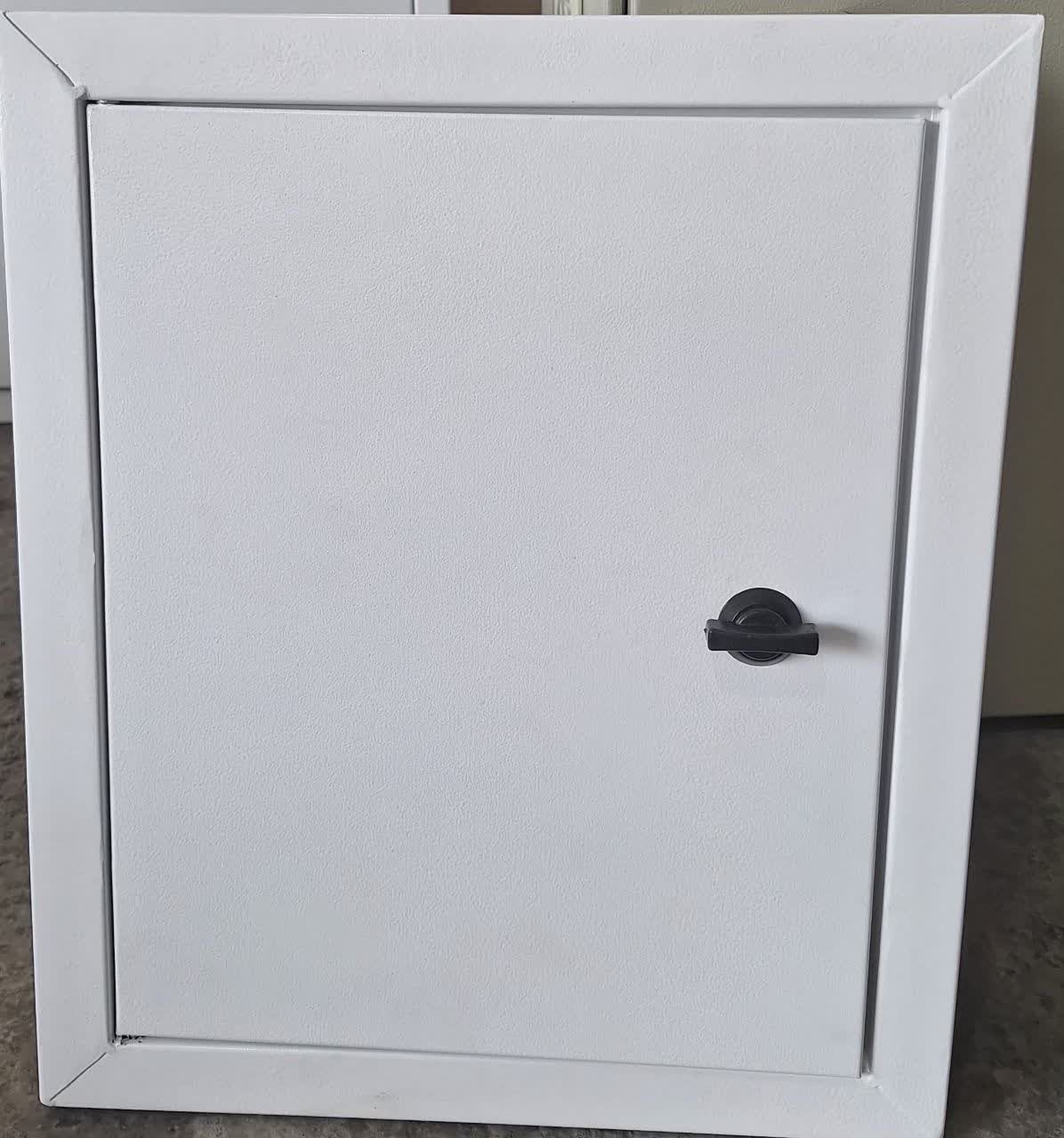 تابلو توکار13*40*60
